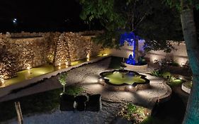 Casa Yaxche